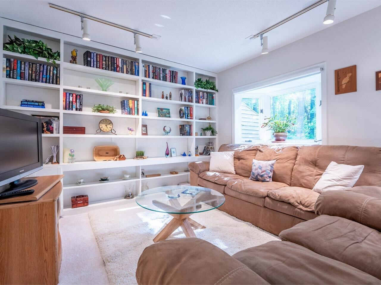 Property Photo: A7 Stonehedge Drive VT 05403