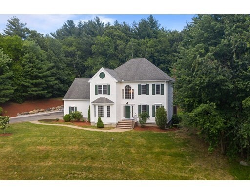 Property Photo:  11 Cortland Dr  MA 01749 