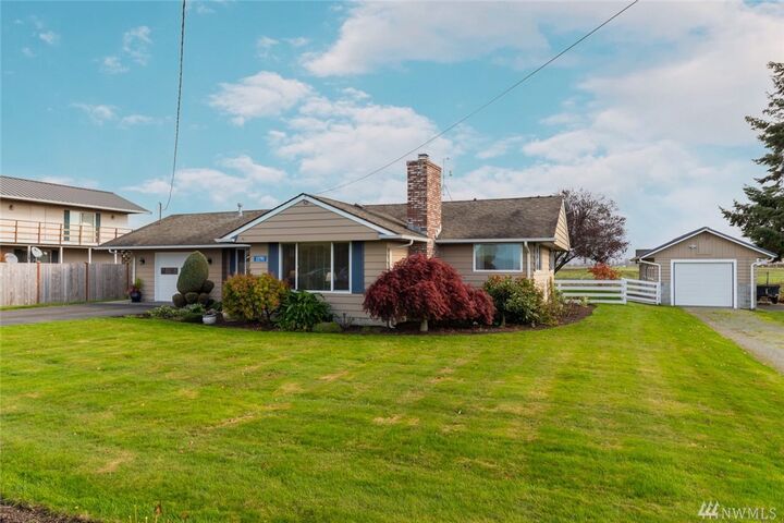 Property Photo: 13795 Bradshaw Rd WA 98273