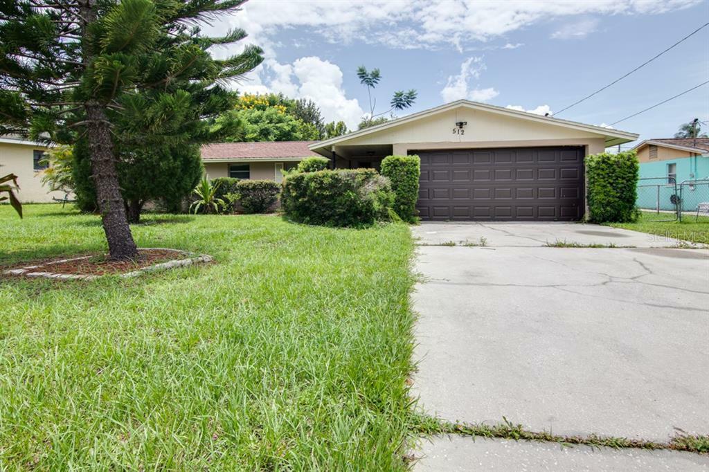 Property Photo:  512 Flamingo Drive  FL 33572 