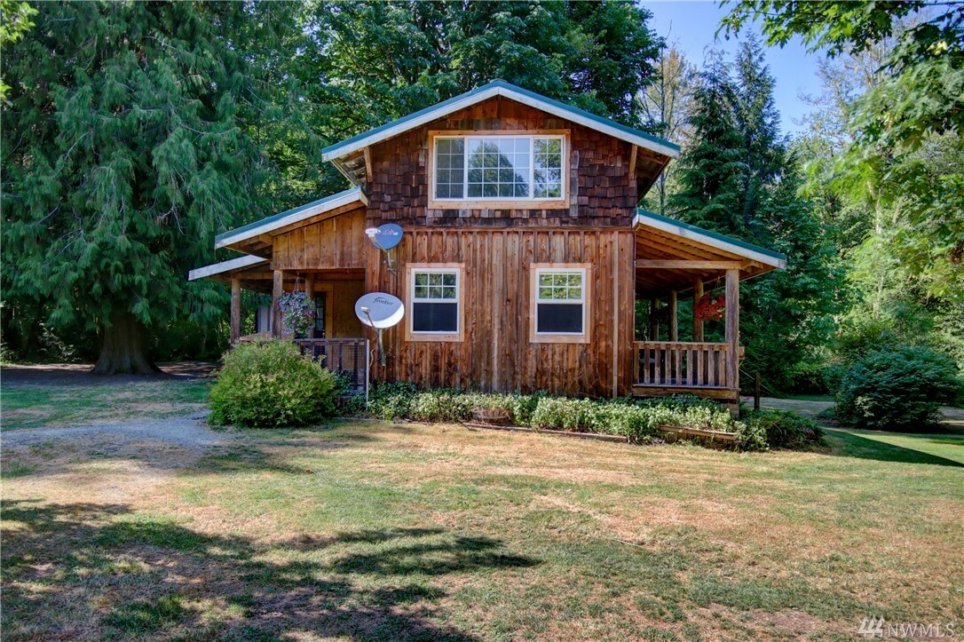 Property Photo:  52808 Concrete Sauk Valley Rd  WA 98237 