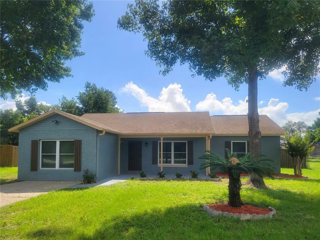 Property Photo:  34330 Laralack Avenue  FL 34788 