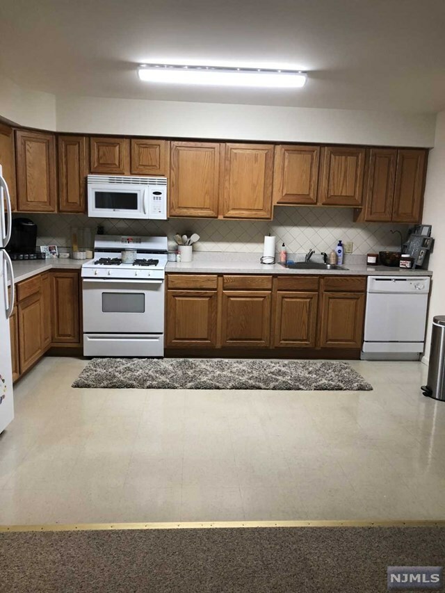 Property Photo: 500 Union Boulevard C NJ 07512