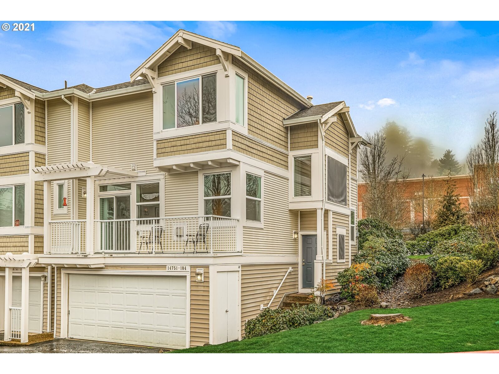 Property Photo:  14751 SW Beard Rd 104  OR 97007 