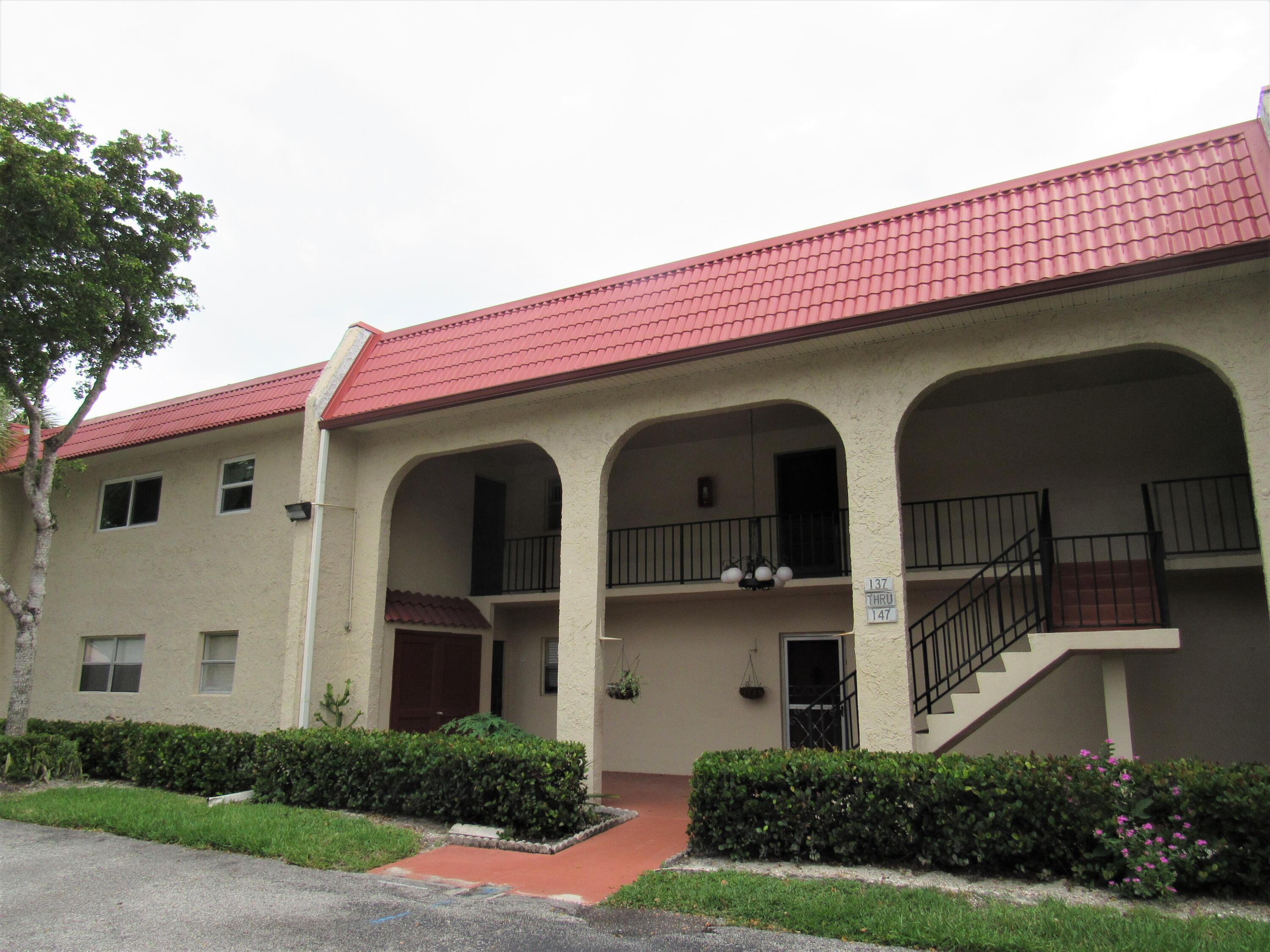 Property Photo: 143 Lake Dora Drive FL 33411
