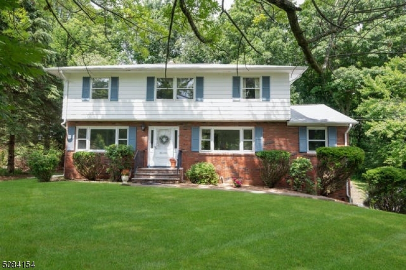 Property Photo: 17 Lancer St NJ 07871