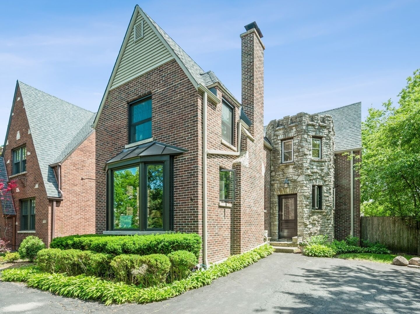 Property Photo:  1260 Ash Street  IL 60093 