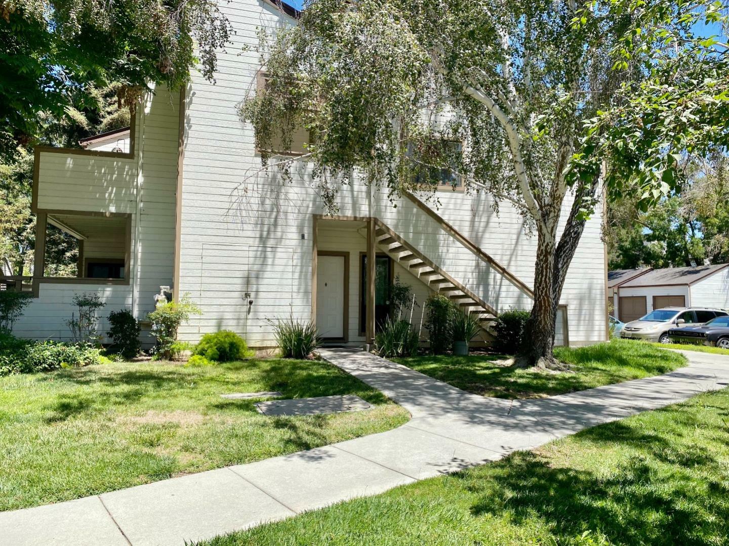 Property Photo:  1390 Meadow Ridge Circle  CA 95131 