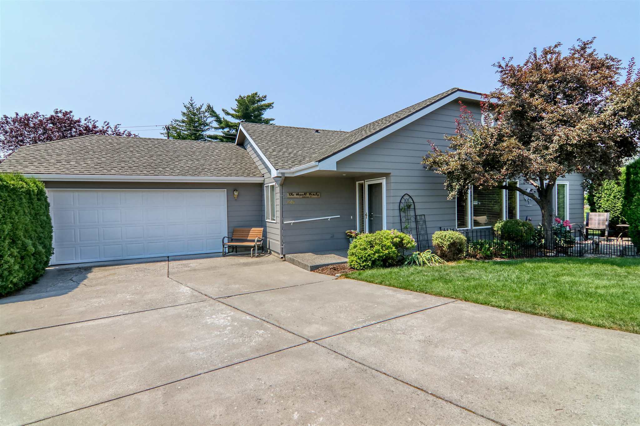 Property Photo:  3606 E Salisbury Ln  WA 99223 