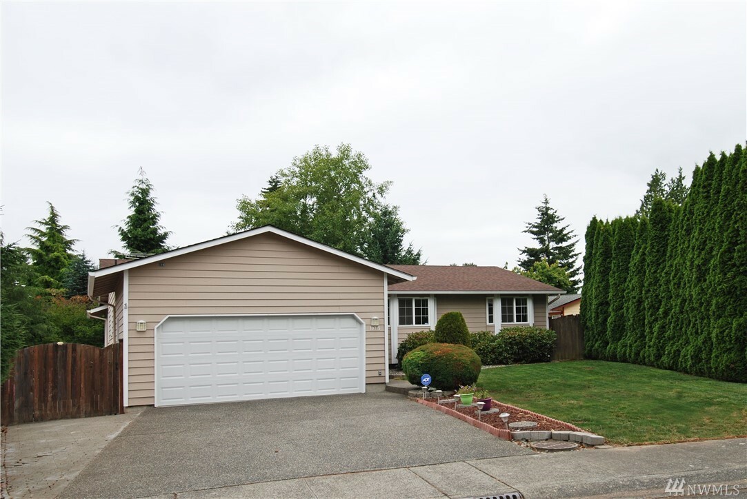 Property Photo:  10715 20th Place W  WA 98204 