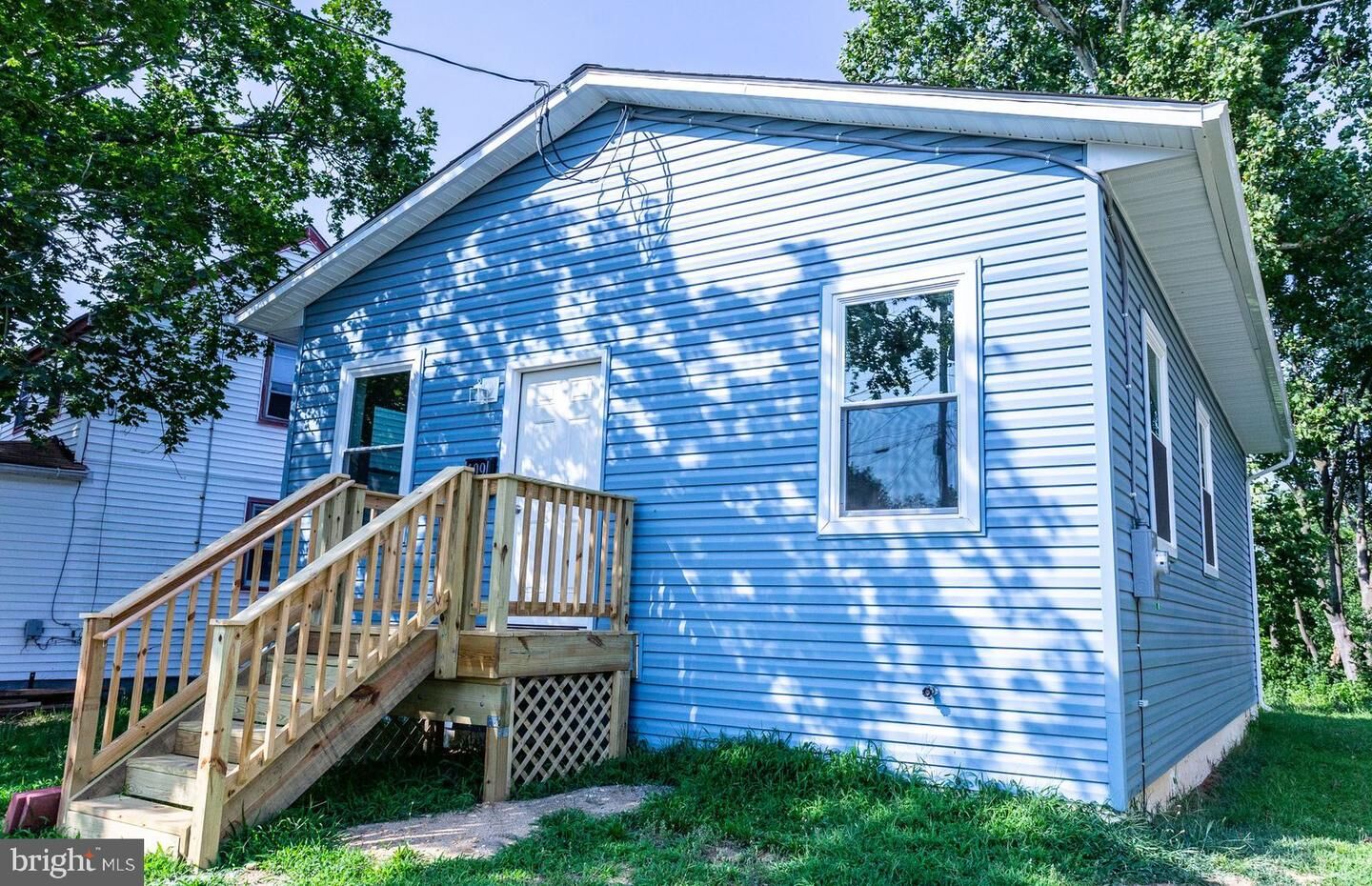 Property Photo:  109 Water Street  NJ 08085 