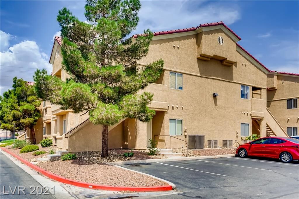Property Photo: 900 Heavenly Hills Court 102 NV 89145
