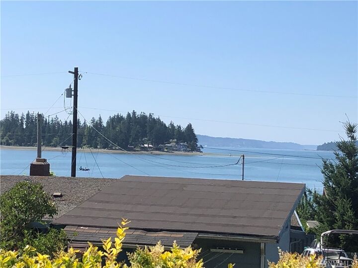 Property Photo: 4230 77th Place NW WA 98271