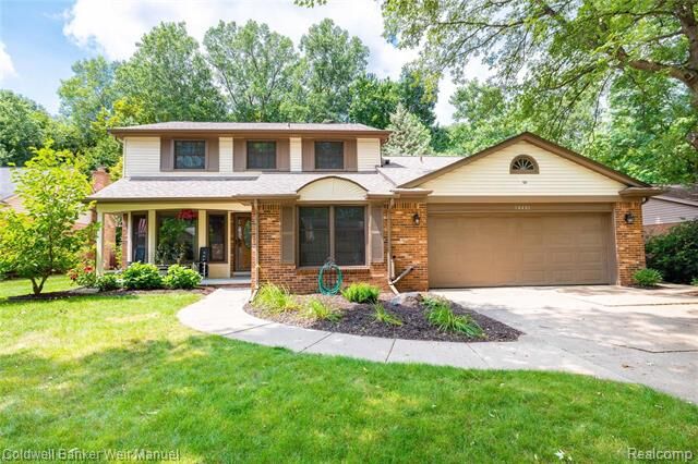 Property Photo: 14481 Fairway St Street MI 48154
