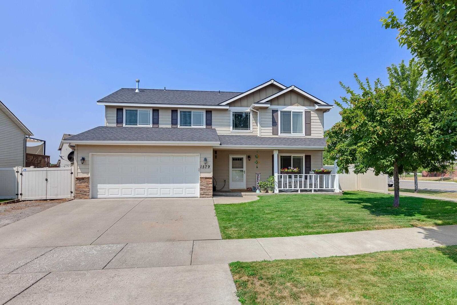 Property Photo:  1579 N Moonstone St  ID 83854 