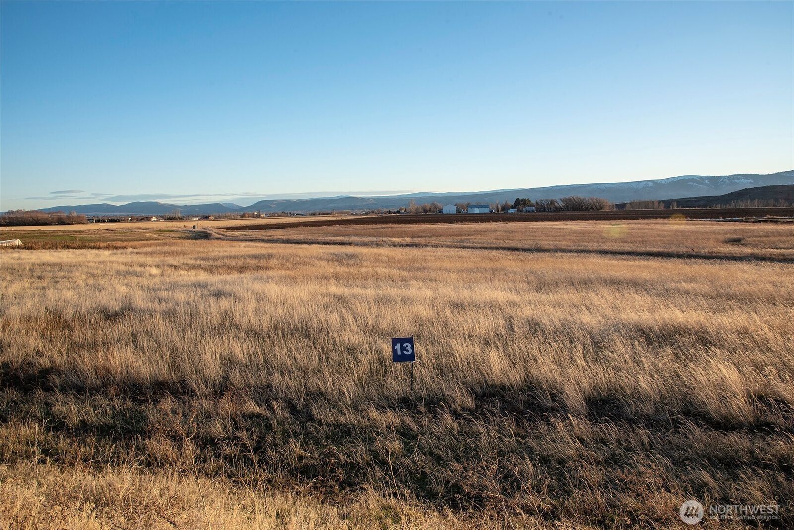 Property Photo: 13 Green Canyon Lane WA 98926