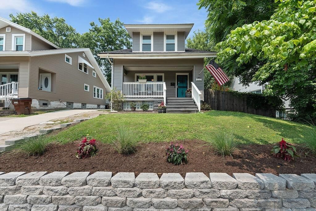 Property Photo: 6740 Bramble Ave OH 45227