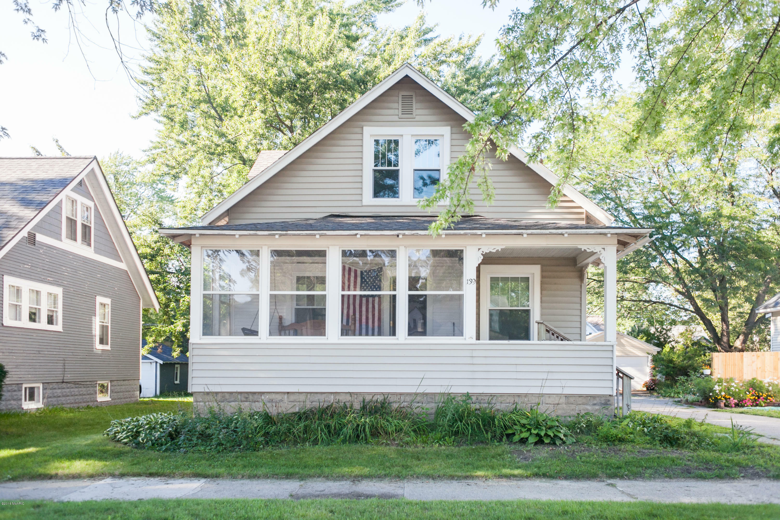 Property Photo:  139 E 19th Street  MI 49423 