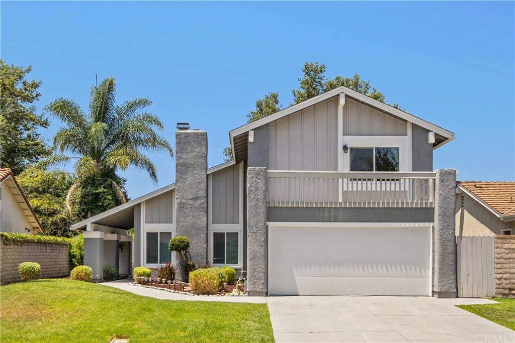 Property Photo:  27771 Sinsonte  CA 92692 