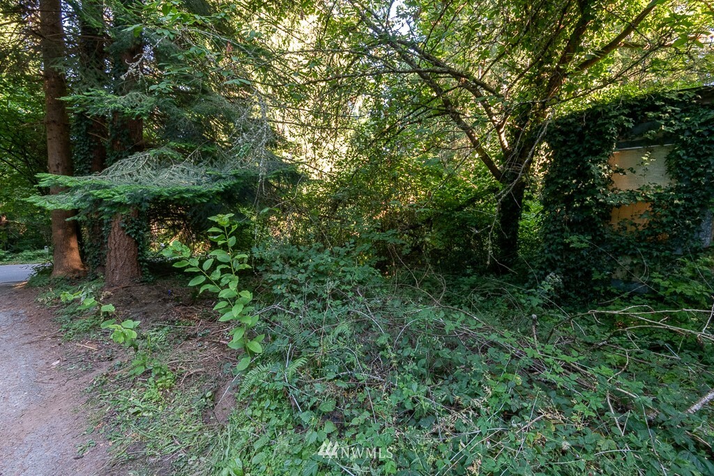 Property Photo:  15233 Sandy Hook Road NE  WA 98370 