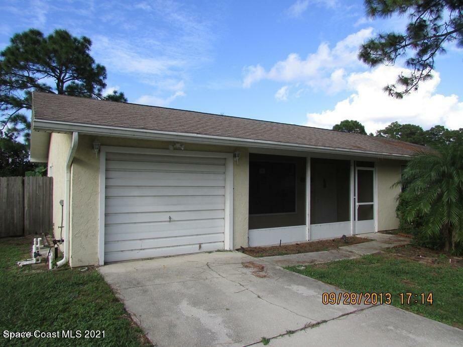 Property Photo:  5560 Datura Street  FL 32927 