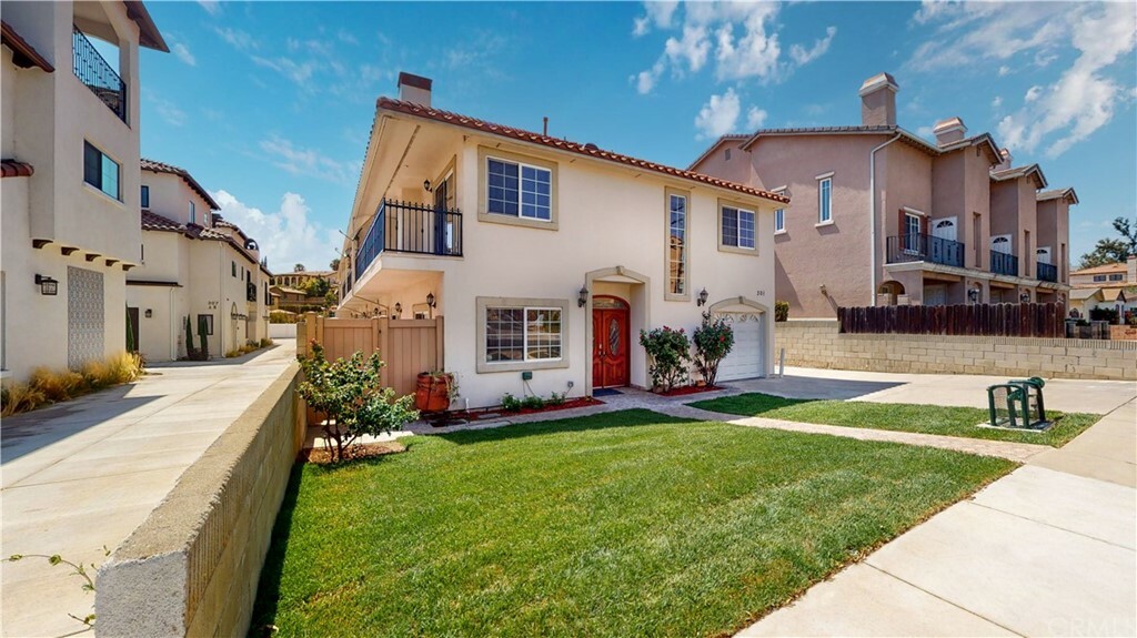 Property Photo:  301 S Arroyo Drive 5  CA 91776 