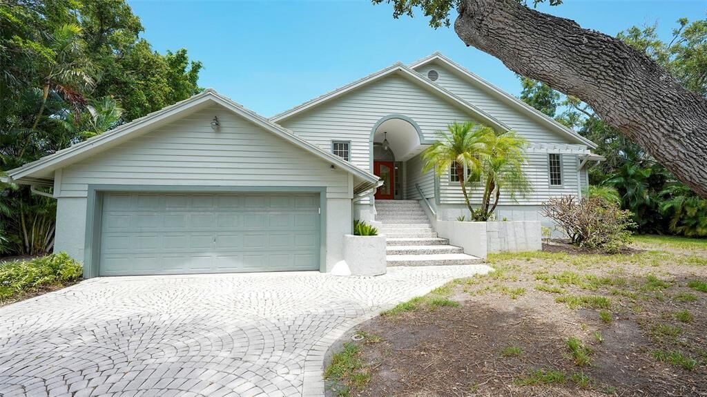 Property Photo:  3395 Bayou Lane  FL 34228 