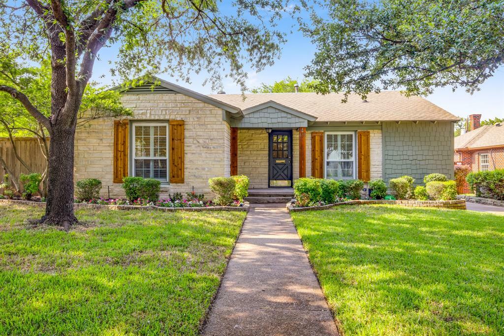 Property Photo:  839 Salmon Drive  TX 75208 