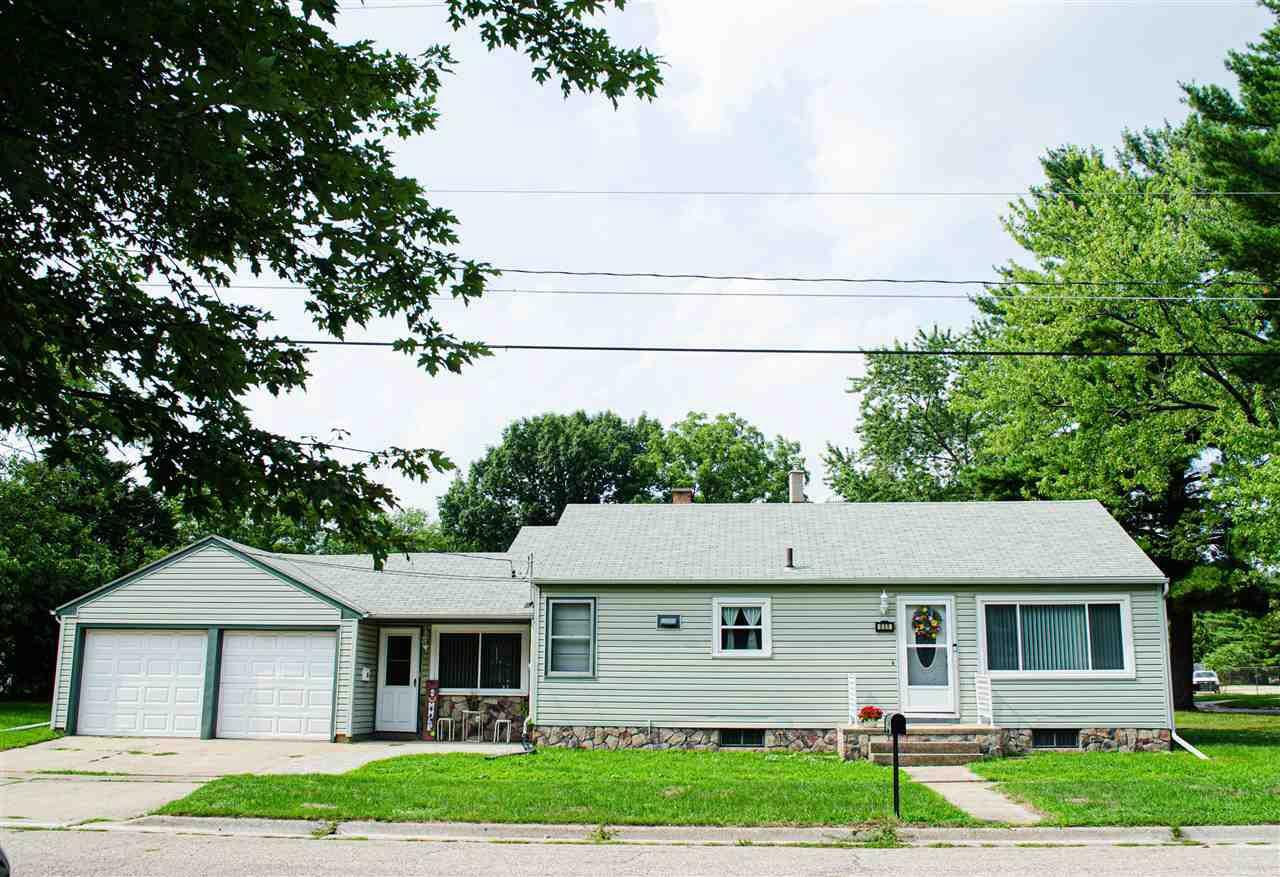 Property Photo:  605 Ridgeland Ave  WI 53511 