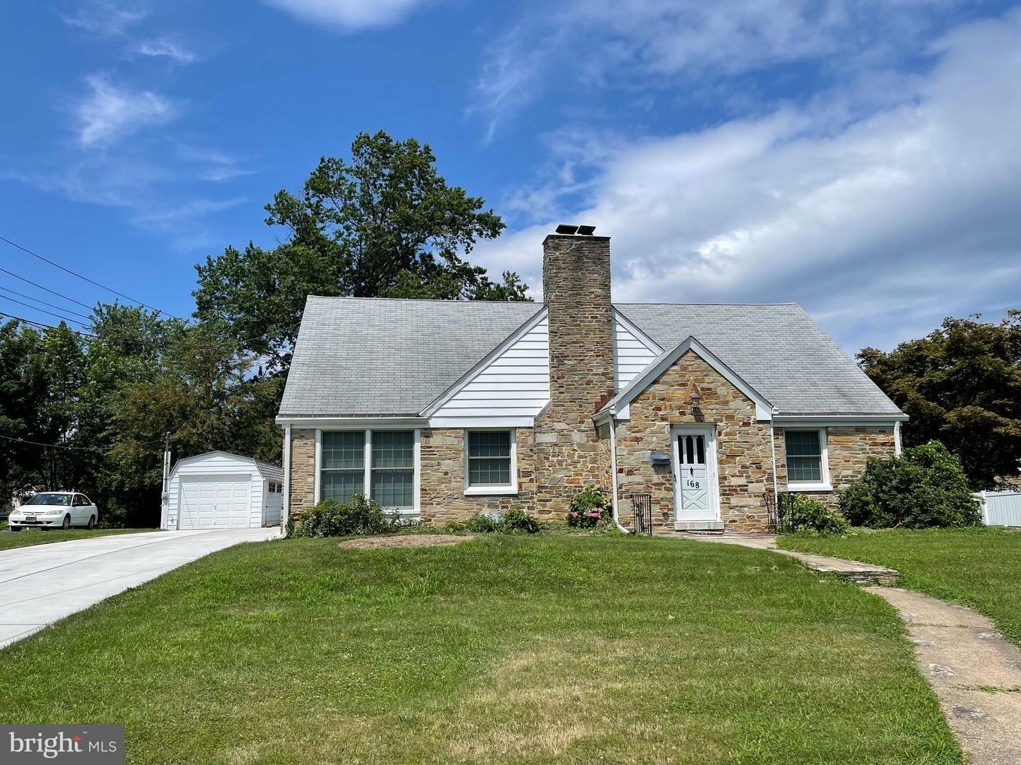 Property Photo: 168 Gainsboro Road NJ 08648