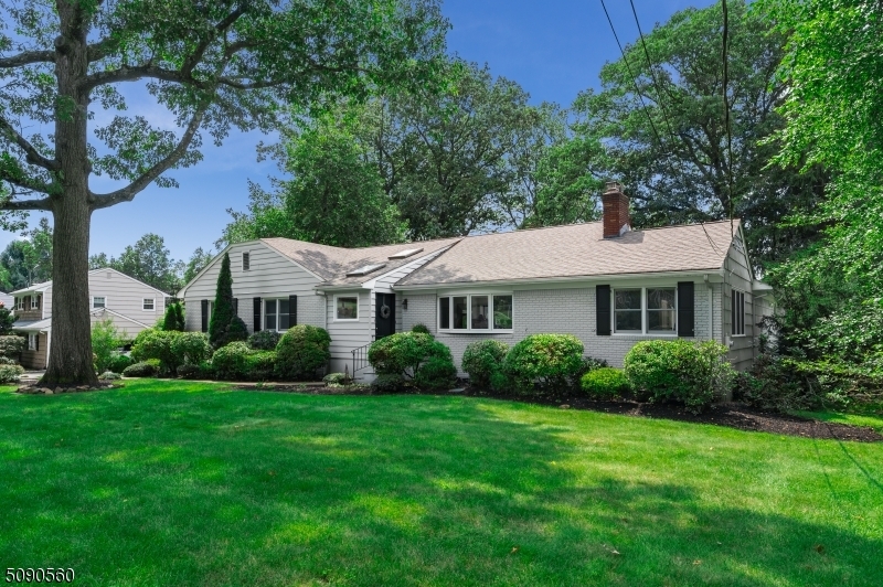 Property Photo:  21 Cypress Ave  NJ 07006 