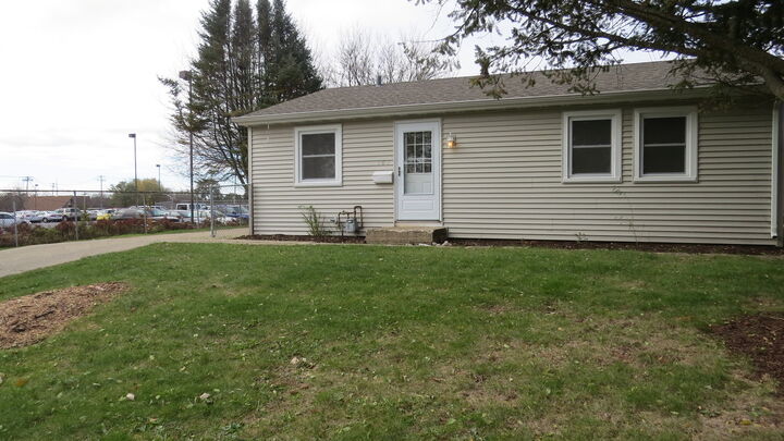 101 Ensenada Drive  Carpentersville IL 60110 photo