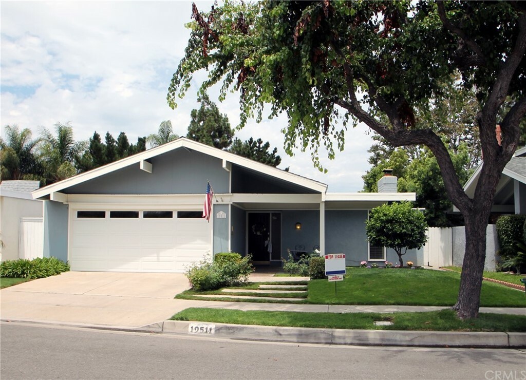 Property Photo: 19511 Sierra Mia Road CA 92603