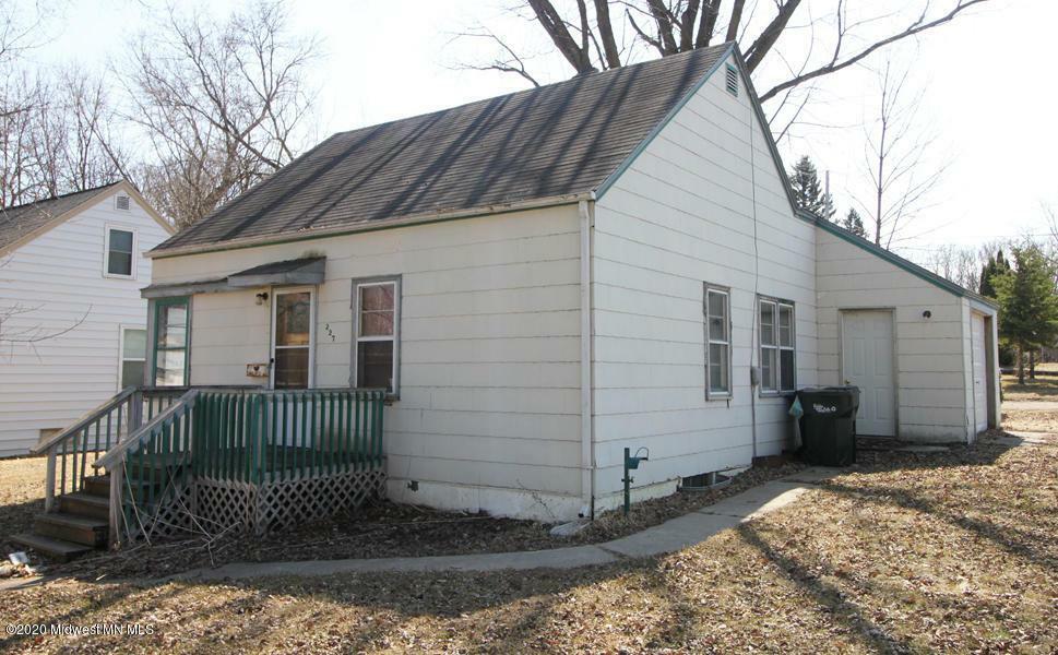 Property Photo:  227 W Channing Avenue  MN 56537 