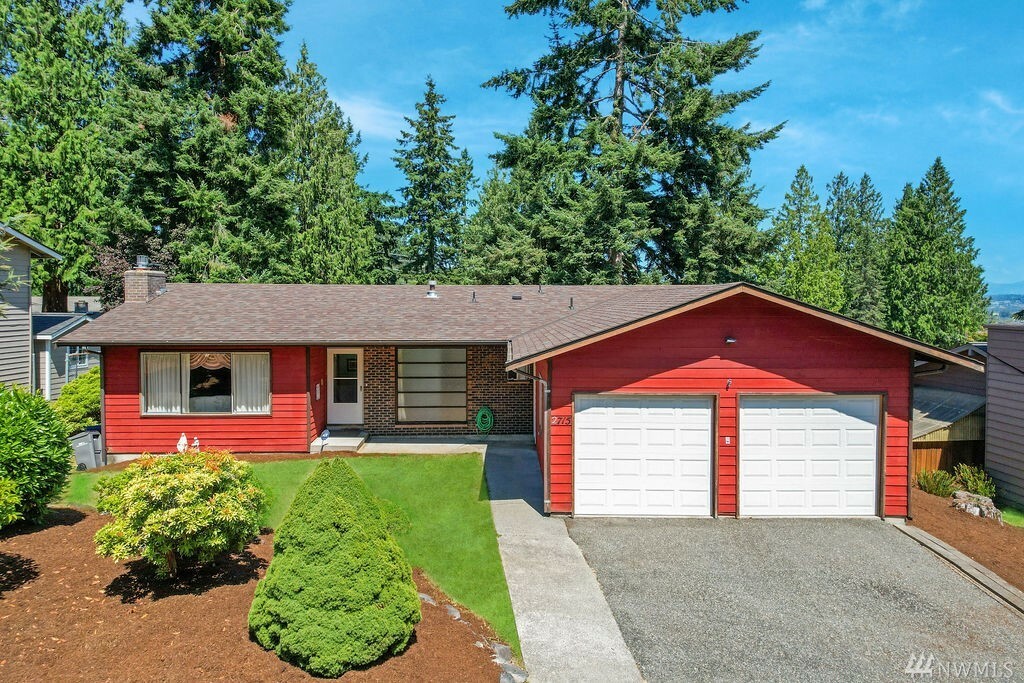 Property Photo:  2715 Riverview Blvd  WA 98203 