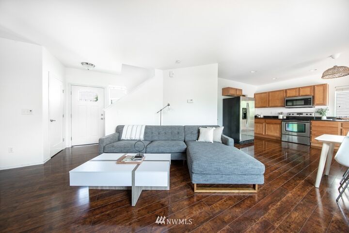 Property Photo: 14623 80th Avenue E WA 98375