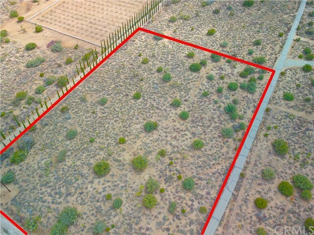 Property Photo:  15758 Vac/Ave Y4/157 Ste  CA 93544 