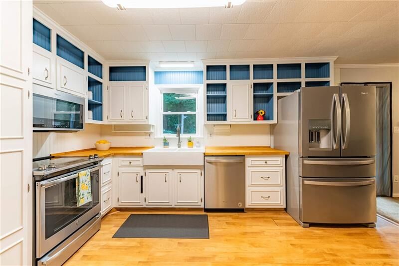 Property Photo: 1650 Bainbridge Way GA 30076