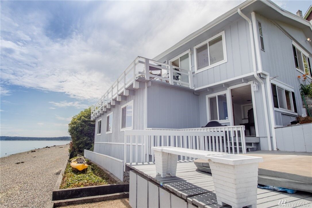 Property Photo:  1917 Miracle Mile Dr E  WA 98366 