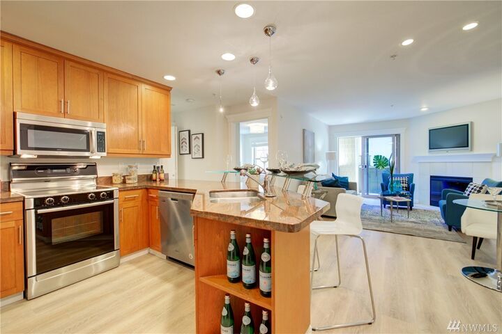 Property Photo: 3150 W Government Wy 202 WA 98199