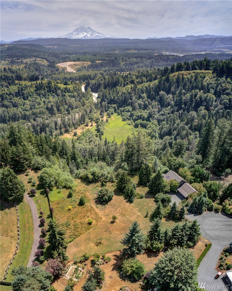 Property Photo:  Xxx Rim Rd E  WA 98338 