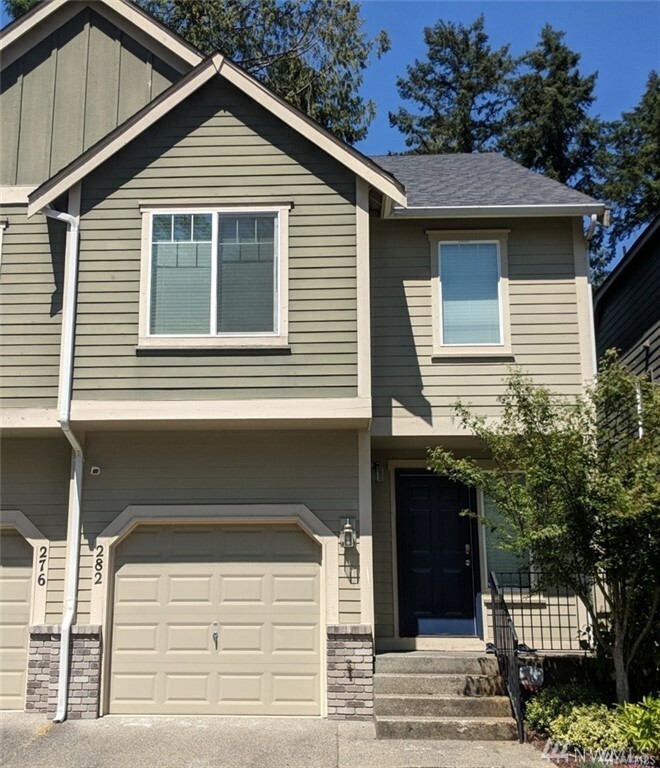 Property Photo:  282 NE Fallon Ct  WA 98311 