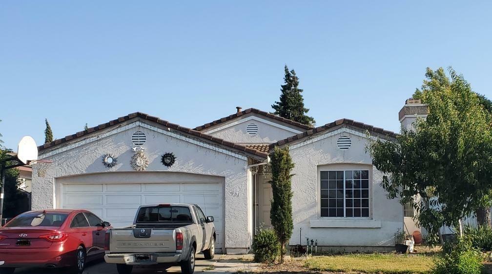 Property Photo:  931 B Street  CA 95023 