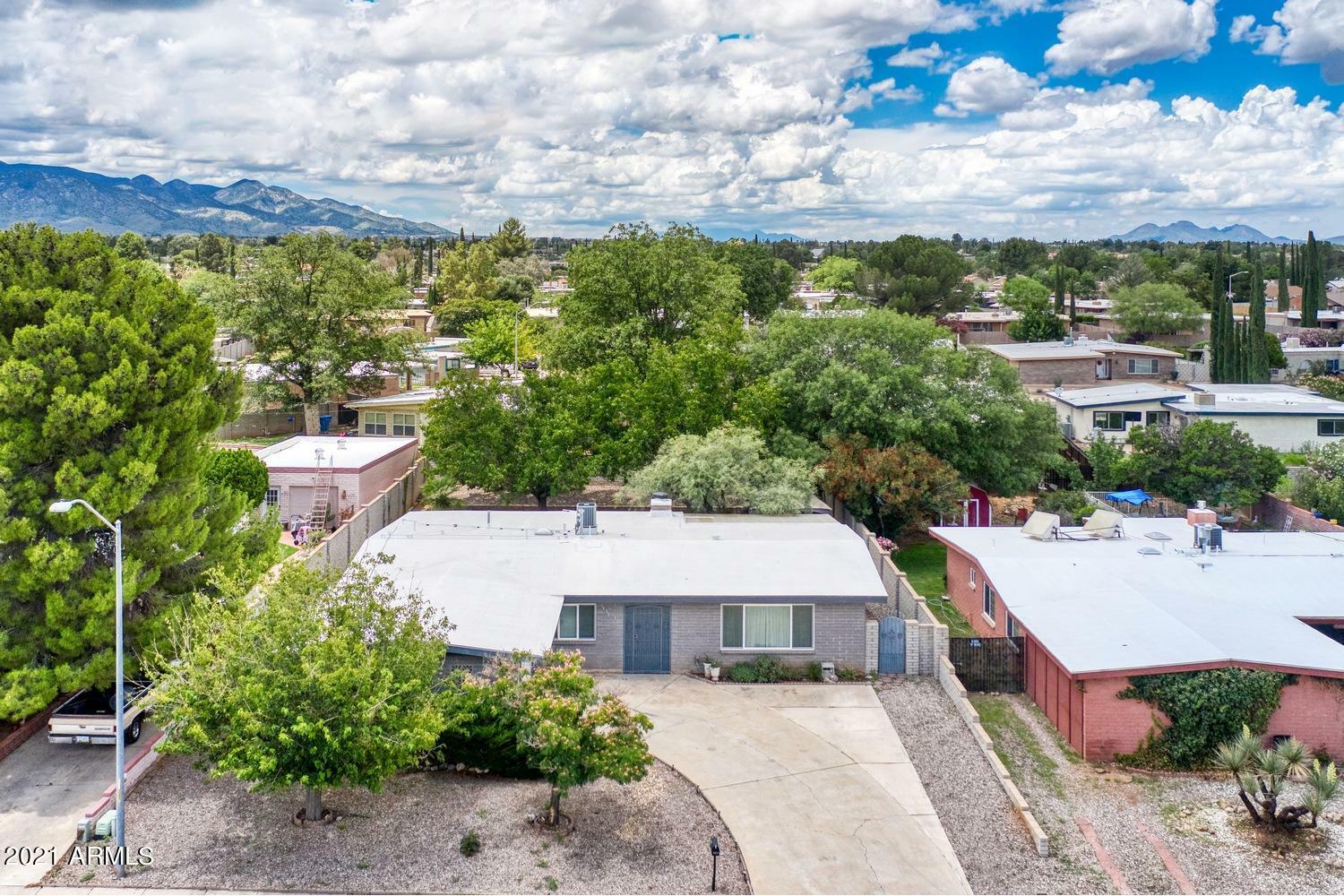 Property Photo: 1214 El Sonoro Drive AZ 85635