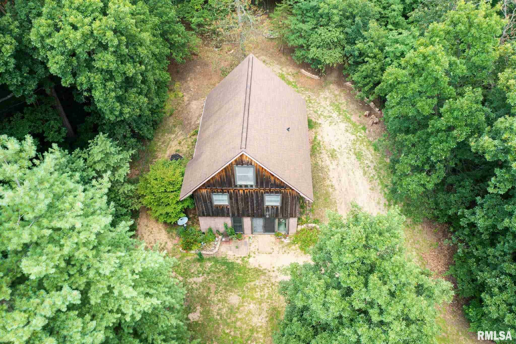 Property Photo:  25493 County Road 2500 E  IL 61546 