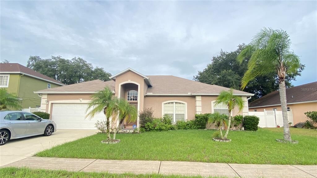 Property Photo:  429 Acacia Tree Way  FL 34758