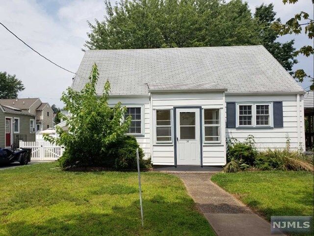 Property Photo:  34 Elm Hill Road  NJ 07013 