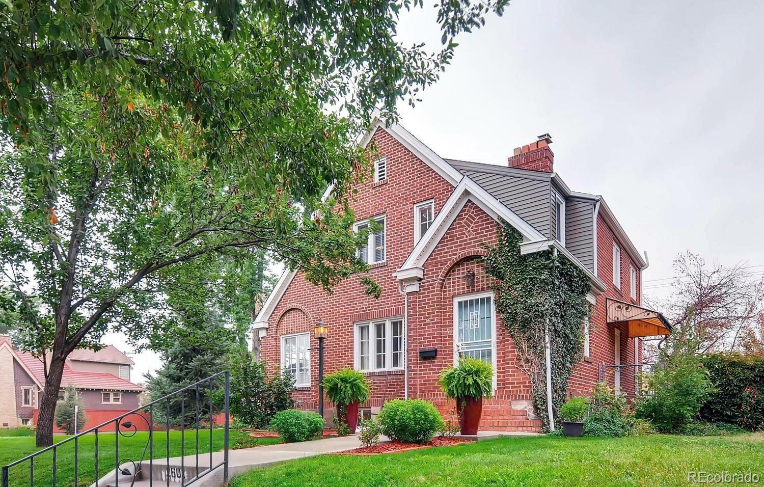 Property Photo: 2601 Albion Street CO 80207