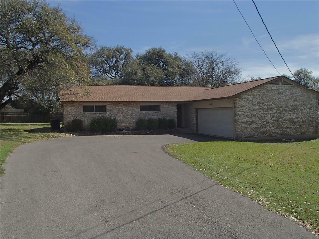 Property Photo:  708 Oak Crest Lane  TX 78628 