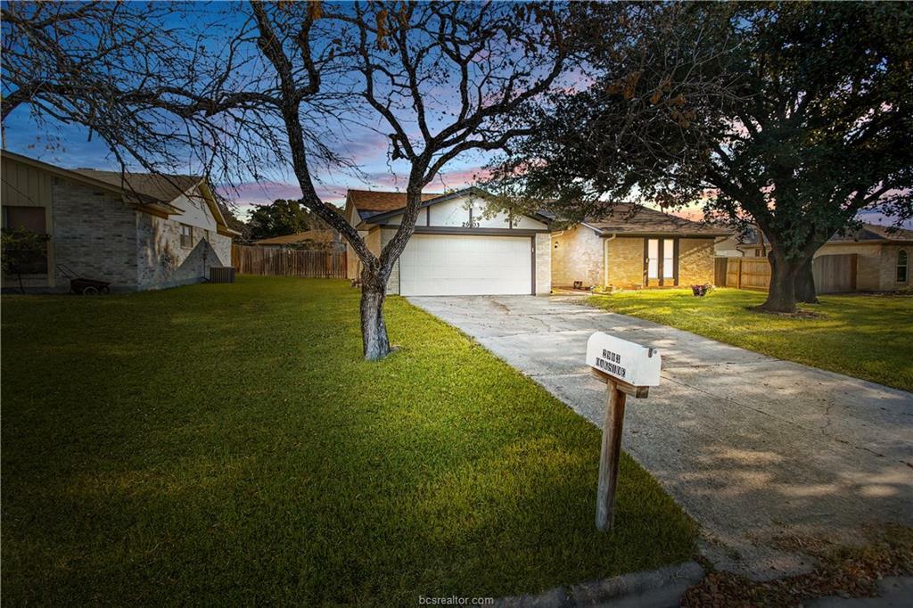 Property Photo:  2903 Oakside Drive  TX 77802-4728 